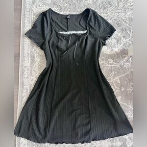 SHEIN Black Short Sleeve Square Neck A-Line Dress with Lace Trim